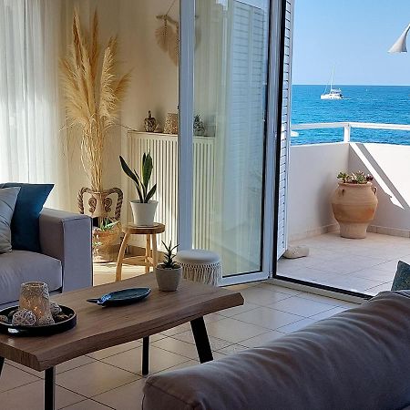Amazing Beachfront Apartment In Hersonissos Eksteriør bilde