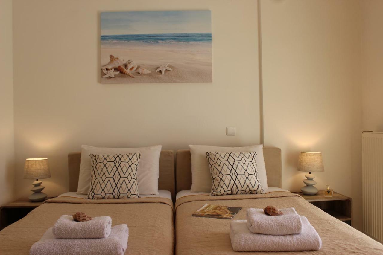 Amazing Beachfront Apartment In Hersonissos Eksteriør bilde