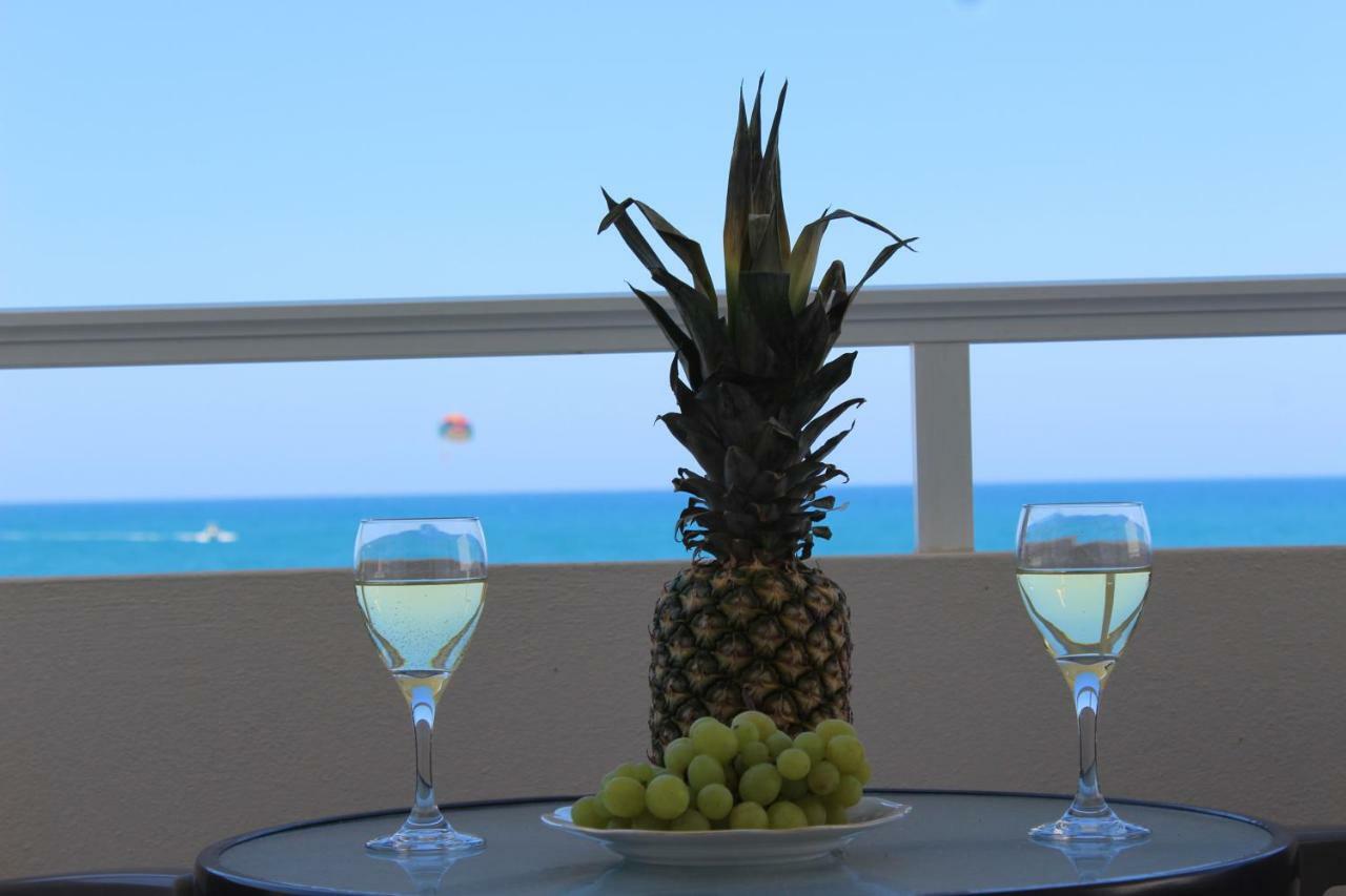 Amazing Beachfront Apartment In Hersonissos Eksteriør bilde